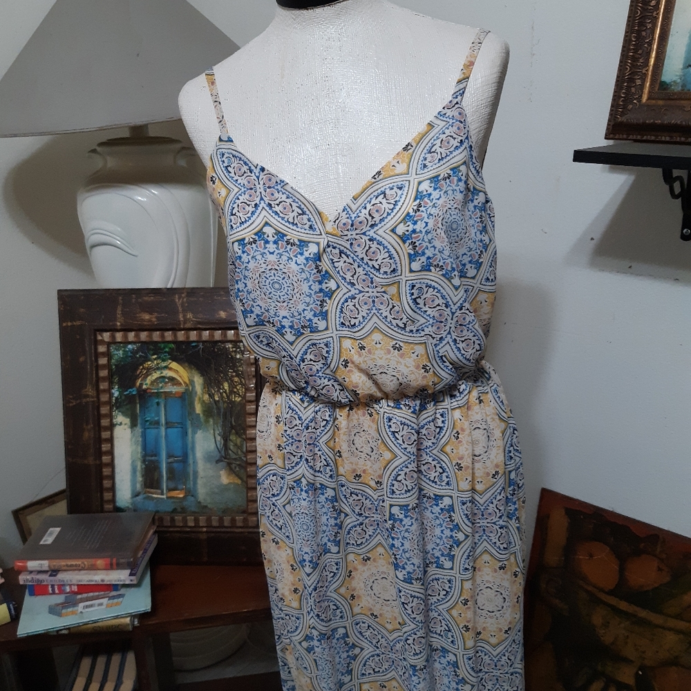 Womens Sun Dress Medium  Deep V Chest Long Length strappy Summer Church Vacay